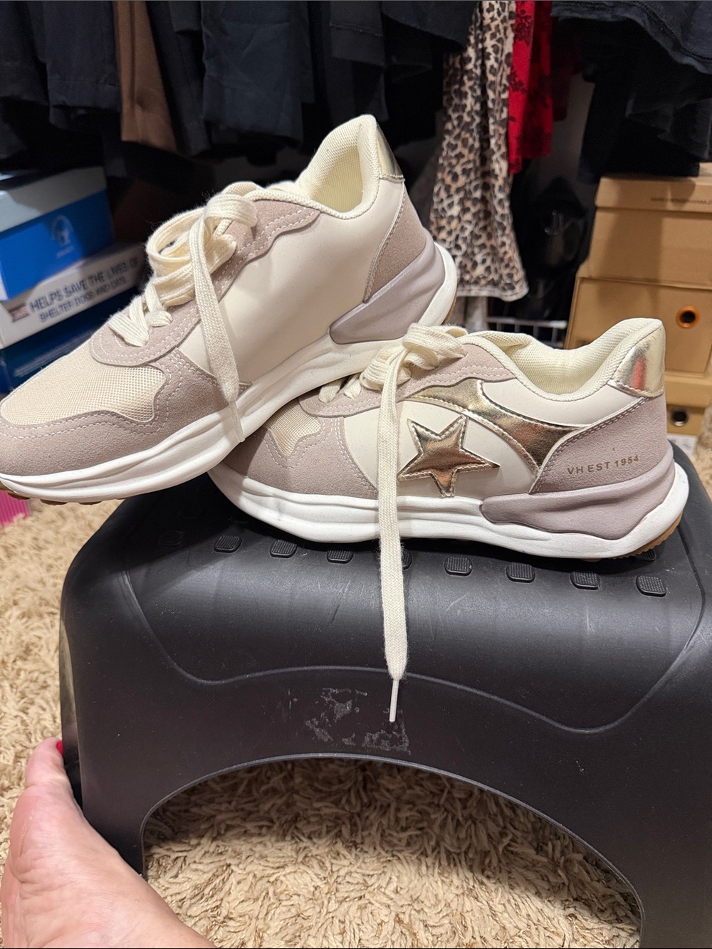 Vintage Havana Cream Sneakers with Gold Star Detail